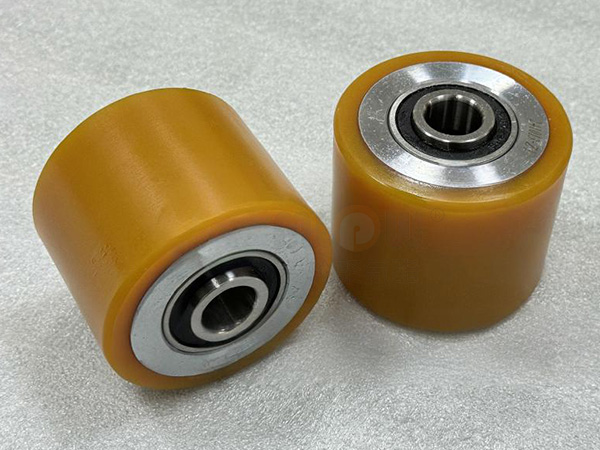 堆垛机载货台滚轮