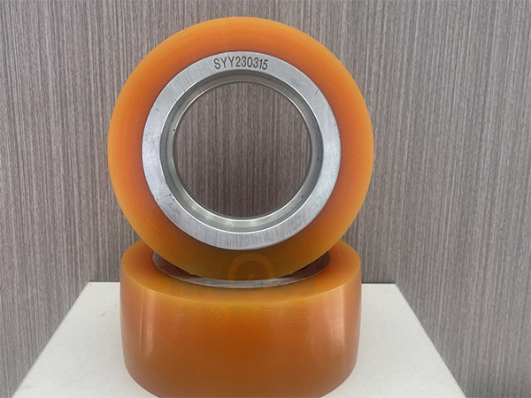 仓储自动化RGV四项穿梭车摩擦轮